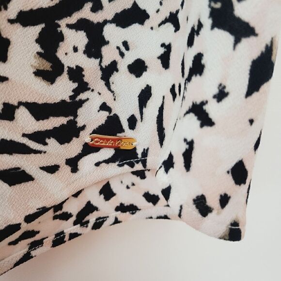 Calvin Klein Abstract Animal Print V Neck Blouse - Picture 5 of 11